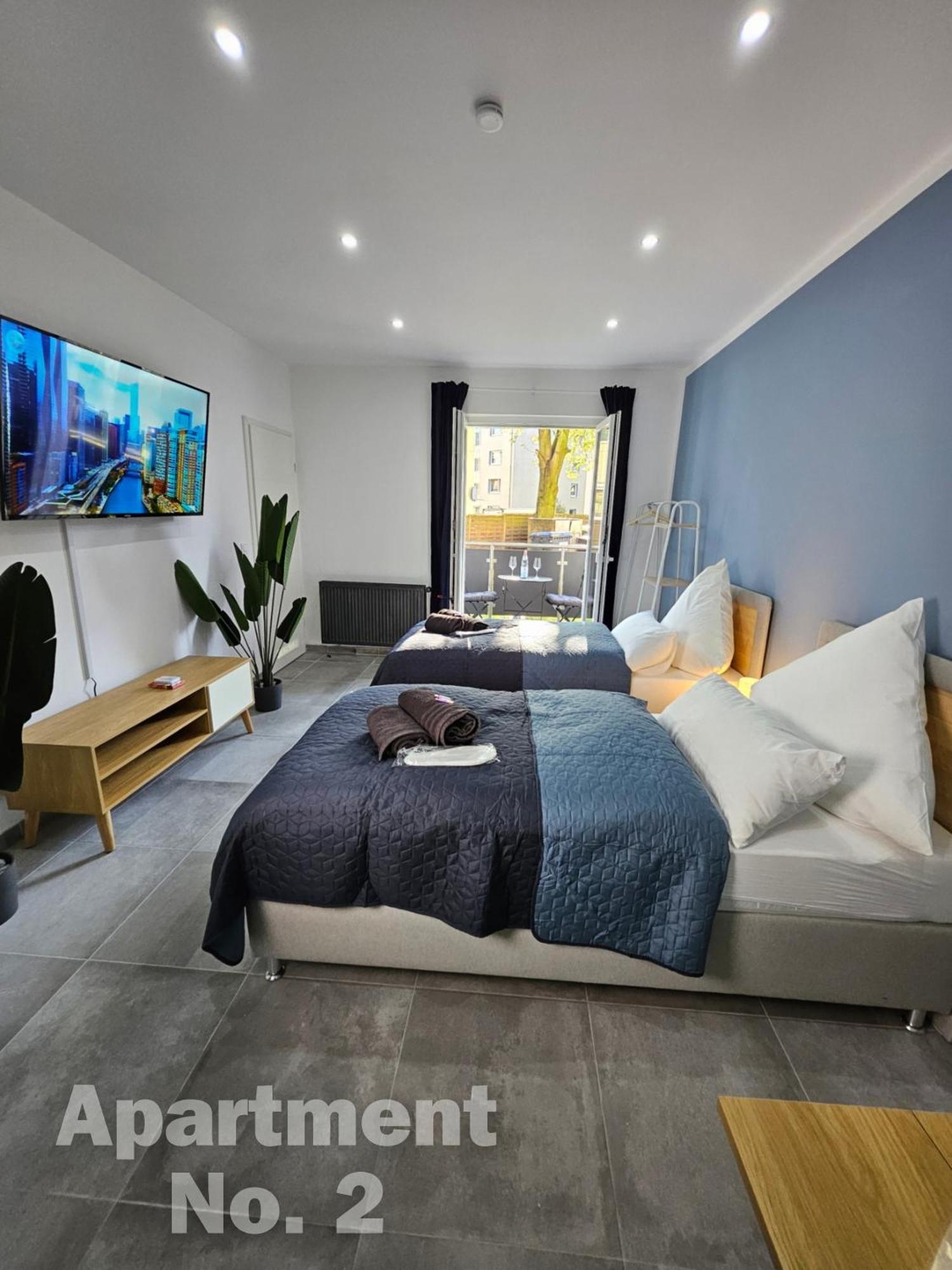 Modern Homes - Voll Ausgestatte Wohnung - Balkon - Hotelbetten - 4K Tv - Wlan メールス エクステリア 写真